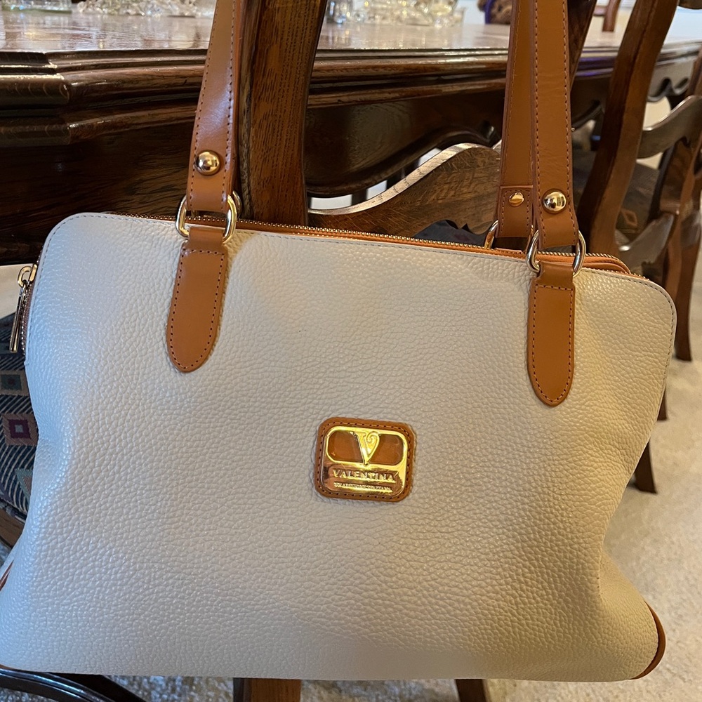 Shoulder bag with additl. crossbody strap